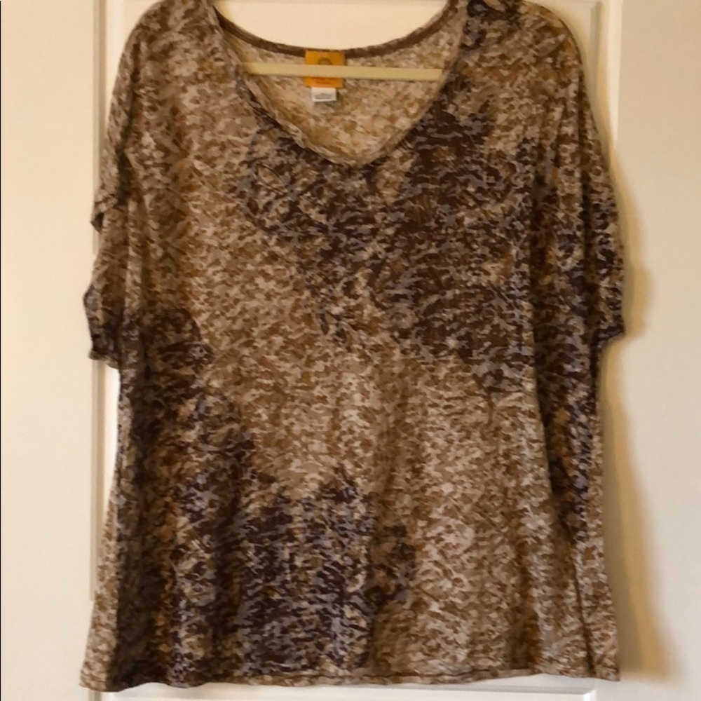 Brown and tan burnout tee